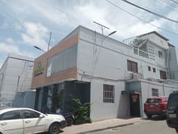 Centro Médico Santo Domingo Oriental